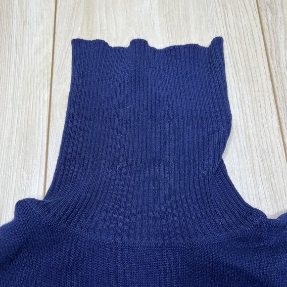 Robert Maynard Womens 100% Cashmere Blue Turtle Neck Sweater Small Scotland VTG - Picture 13 of 16